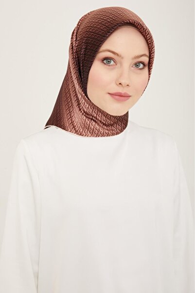 Armine Kahverengi Geçişli Monogram Desen Tivil İpek Eşarp 9104 - 21