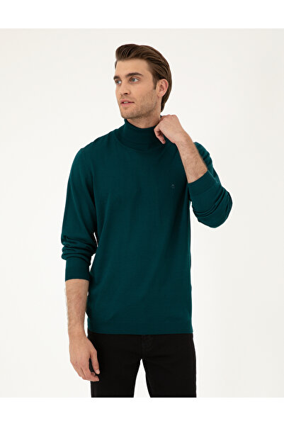 Pierre Cardin سترة تريكو أساسية من مزيج الصوف بياقة مدورة وقصة ضيقة باللون ال...