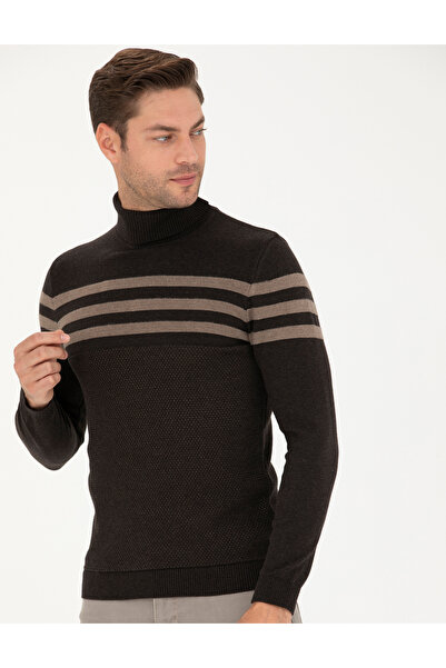 Pierre Cardin Pulover tricotat maro, slim fit, cu guler înalt 50278029-VR158