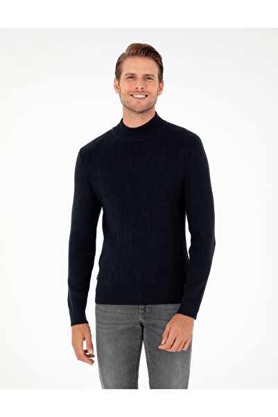 Pierre Cardin سترة تريكو من مزيج الصوف بياقة مدورة نصفية باللون الأزرق الداكن...