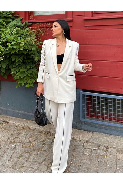pembekurdelem White Oversize Jacket and Trousers Set - Women's Style