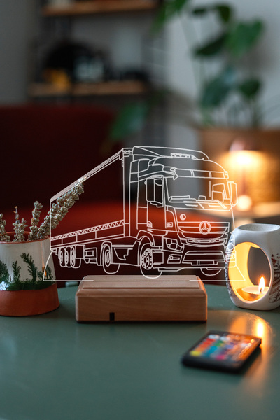 Modiwa Design Mercedes Tırlı Kişiye Özel Plakalı 16 Renli Gece Lambası