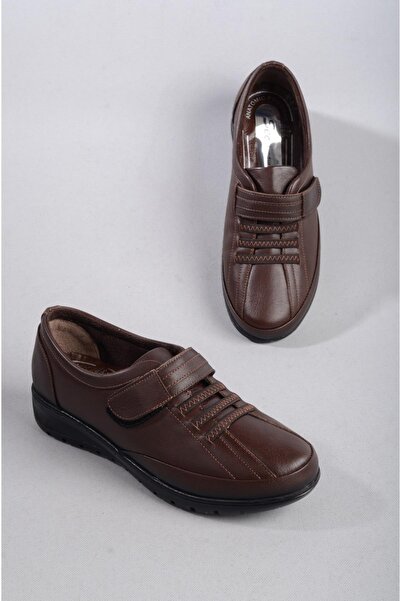 SEÇ KUNDURA SEÇ 7679 حذاء نسائي مريح من الجلد الطبيعي باللون البني