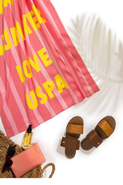 U.S. Polo Assn. منشفة الشاطئ البنفسجي النسائية 50287421 -VR037