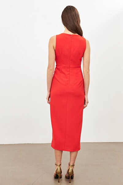 Setre Отворена розова рокля с разрез, средна дължина и широка кройка