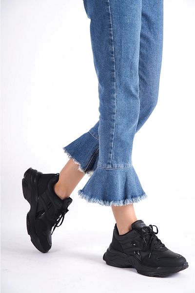 CAMOLLA Tenis de damă cu dungi negre