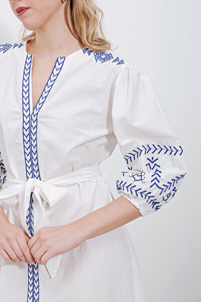 Bigdart 2479 Vyšívané lněné šaty – bílé