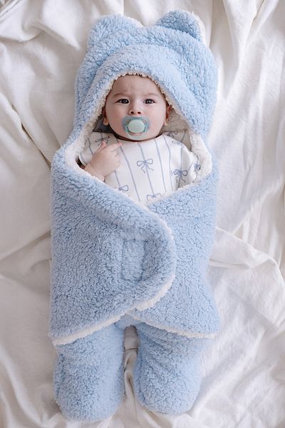 Lilabio Welsoft Outer Swaddle Blanket with Feet 0-12 Months (INDOOR OUTDOOR WELSOFT)