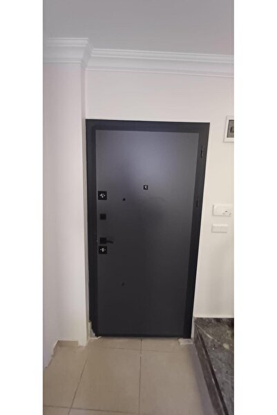 Polat Çelik Kapı Sağ