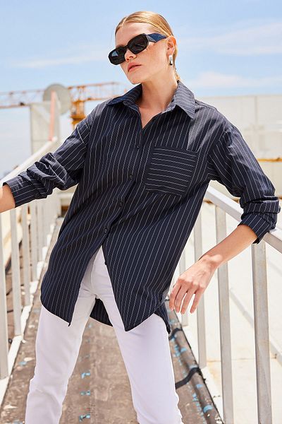 Bigdart 20217 Schwarzes gestreiftes Oversize-Shirt - Taschendetail