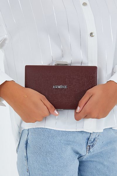 Bigdart Armine Damen-Clutch in glänzendem Burgunderrot 010155
