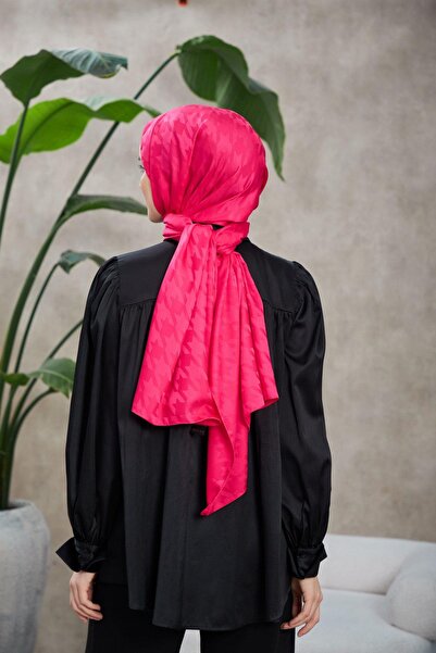 İpekhan Μοτίβο Neo Houndstooth Μεταξένιο Σάλι Ζακάρ Ροζ 9010-01