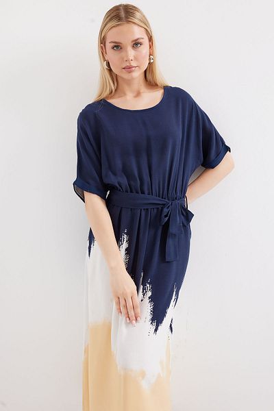 Bigdart 2504 Gemustertes Kurzarmkleid aus Viskose in Marineblau