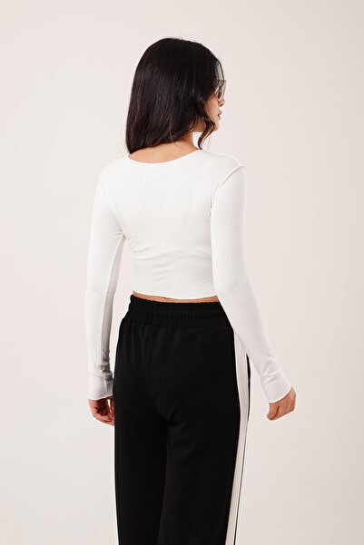 Hipo Trend Блуза Basic з білим швом