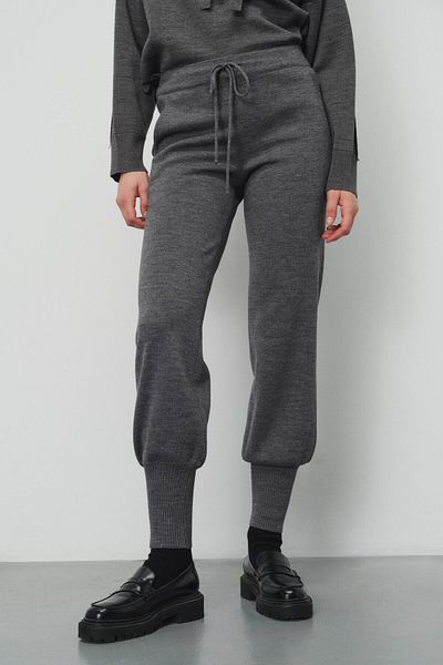 Mısırlı Pantaloni de damă gri cu picioare înguste și talie cu șireturi