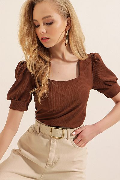 Bigdart 0409 Square Neck Knitted Blouse - Brown
