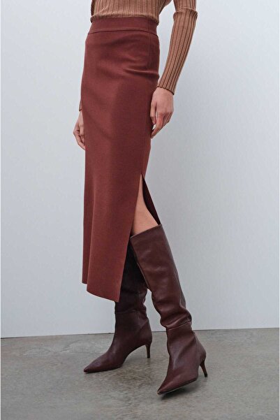 Mısırlı Kahverengi Yırtmaç Detaylı Midi Etek