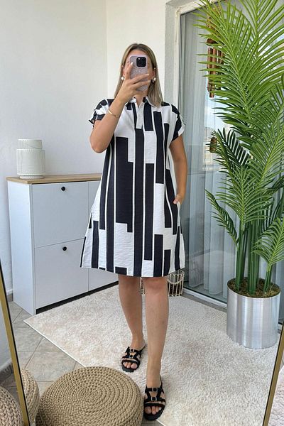 Kubos Moda Rochie neagră cu guler polo cu model de pian, cu drapaj pe umeri