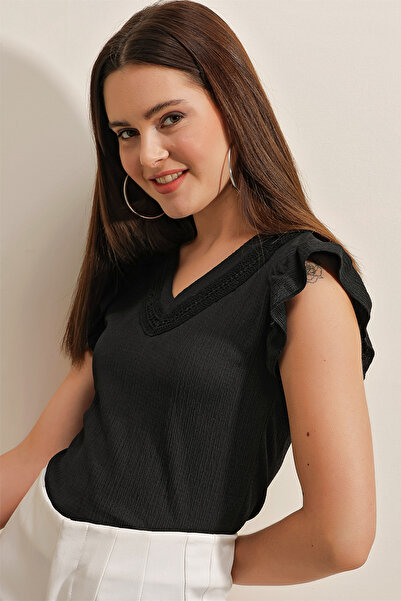 Bigdart 0467 V-Neck Knitted Blouse - Black