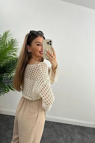 manolyabutik Cremefarbene durchbrochene Strickmode-Kurzbluse für Damen