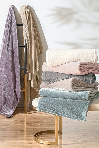 Puffy Trinity Wellsoft Double Blanket - Champagne