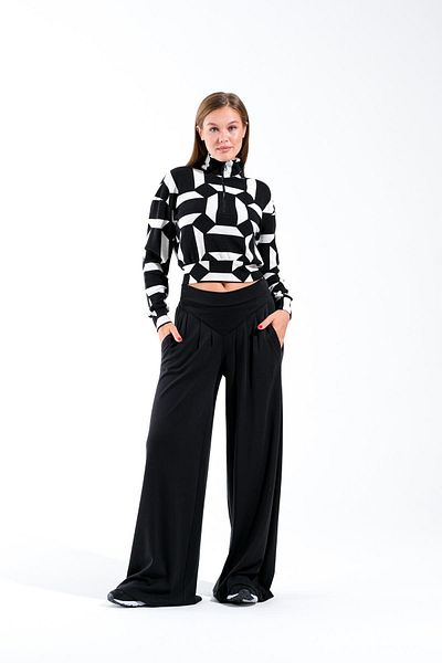 Signature Style 724502 _Women's High Collar Zippered Sweatshirt