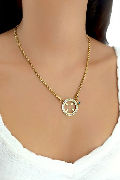 Çlk Accessories قلادة ملتوية بسلسلة متوافقة مع الربع الفولاذي الممتاز