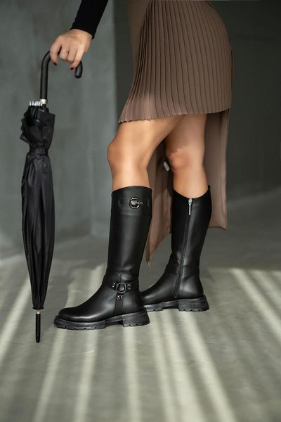 sovrana Buckle Detailed Boots Black