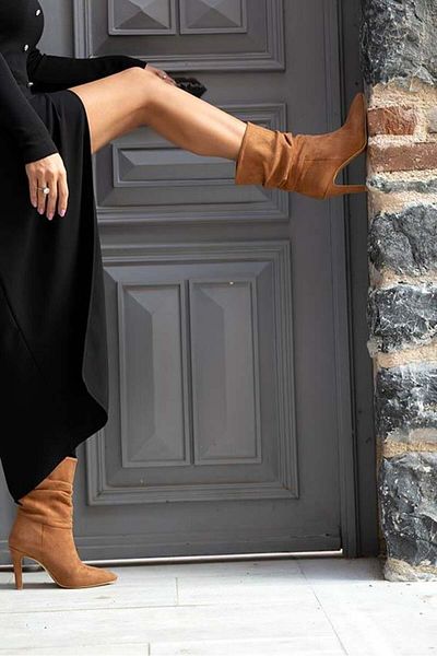 sovrana Μπότες με λεπτό τακούνι Tan Suede Bellows