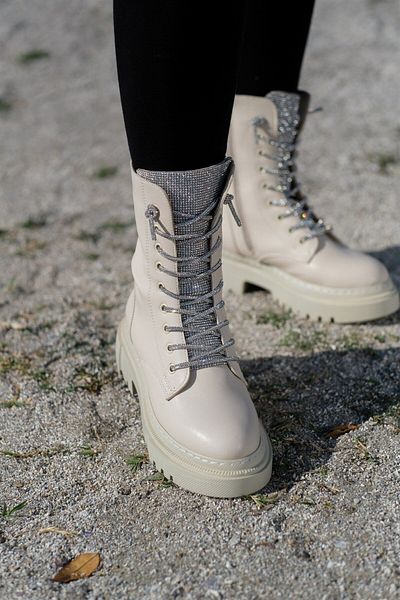 sovrana Lacing Stone Detailed Boots Beige