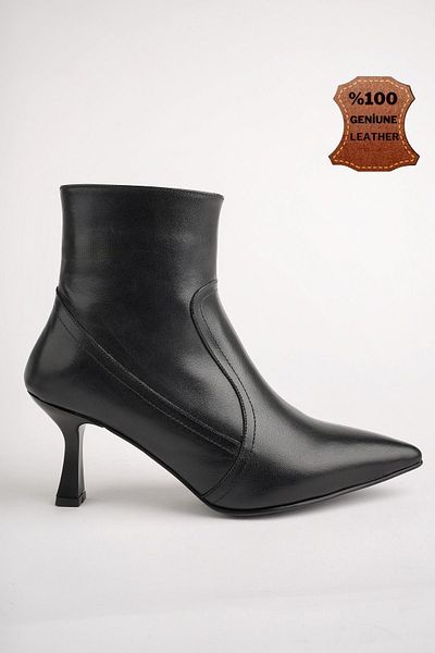 MUGGO NATALIE Garantierte Damenstiefel aus echtem Leder mit spitzer Zehenpartie und Reißverschluss und dünnem Absatz