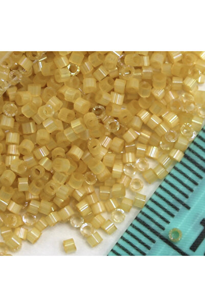 Miyuki Perla Delica 11-00 1.6 mm 3 gr Br: 123