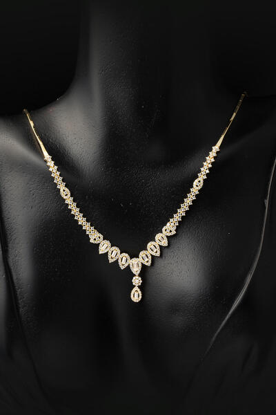 Bilezikci Damla Baget Taşlı Altın Takı Seti