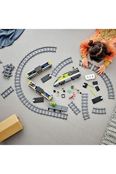 TOYFEST City Express Passenger Train 60337 Multi-Piece Building Toy