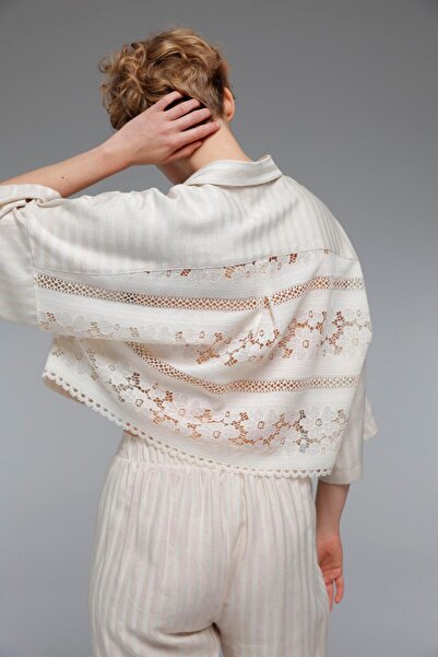 Pelopea Çizgili Sırtı Dantelli Keten İkili Takım