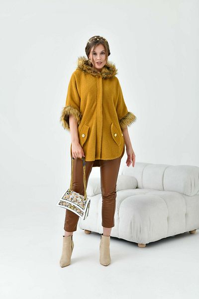FTZ WOMEN Women's Fur Detailed Poncho Mustard 20701