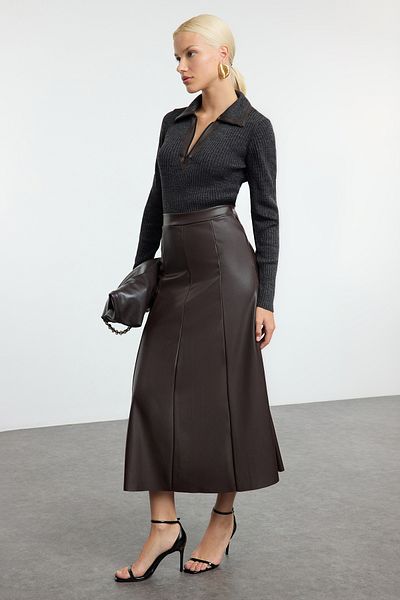 Trendyol Collection Тъмнокафява макси пола от изкуствена кожа с висока талия - Twoaw24Et00151