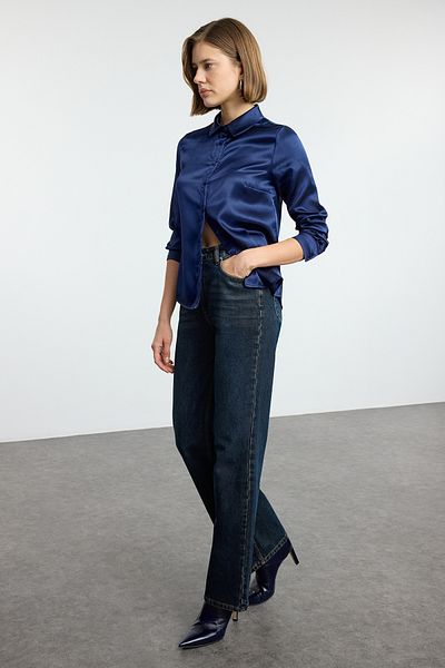 Trendyol Collection Sötétkék szatén szőtt ing - normál szabású TWOAW25GO00100