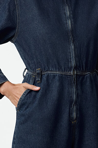 Trendyol Collection Tmavě modrá džínová kombinéza na zip TWOAW25TU00020