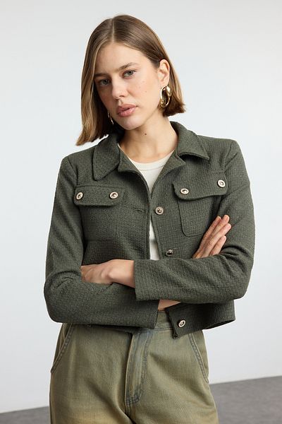 Trendyol Collection Világos Khaki Crop szőtt blézerkabát TWOAW23CE00252