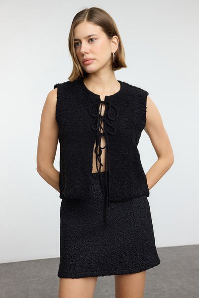 Trendyol Collection Black Soft Textured Ribbon/Bow Detailed Vest Twoaw25Ye00097