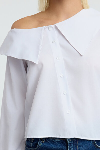 Trendyol Collection Nagy galléros fehér szőtt ing - normál szabású Twoaw25go00064