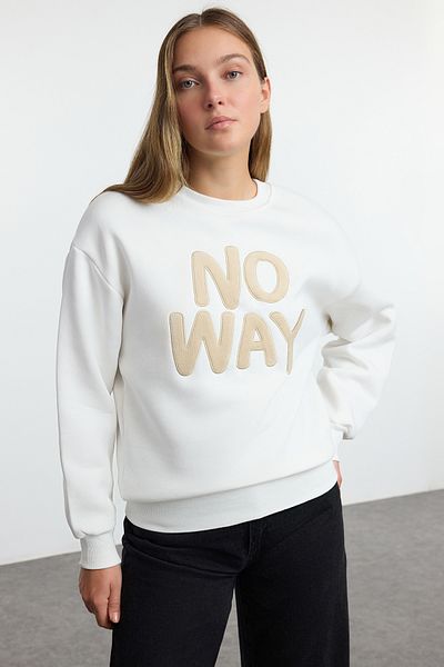 Trendyol Collection Ecru Crew Neck Thick Knitted Sweatshirt - Slogan Embroidered, Regular Fit Twoaw25sw00040