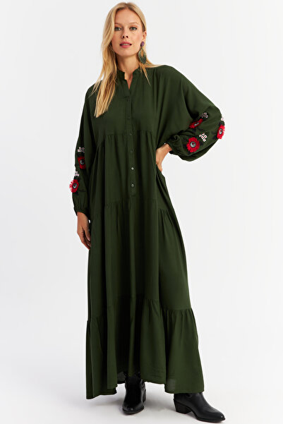 Cool & Sexy Khaki Colored Women's Maxi Dress - Flounce Detail, Alo9