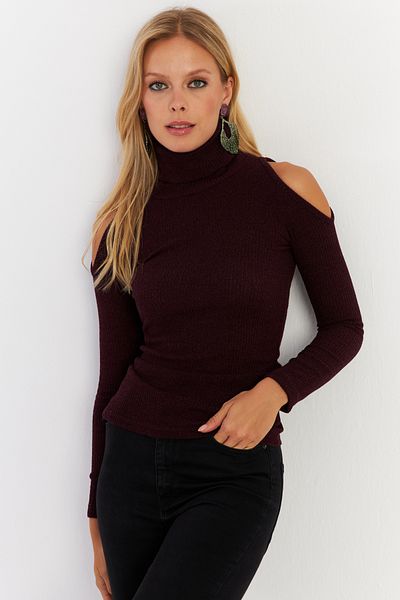 Cool & Sexy Γυναικεία μπλούζα καμιζόλα σε χρώμα δαμάσκηνο - Λεπτομέρεια ώμου HOR04
