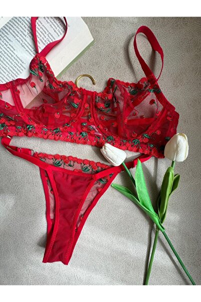 Kırmızı Kiraz Detaylı Bralet Takım