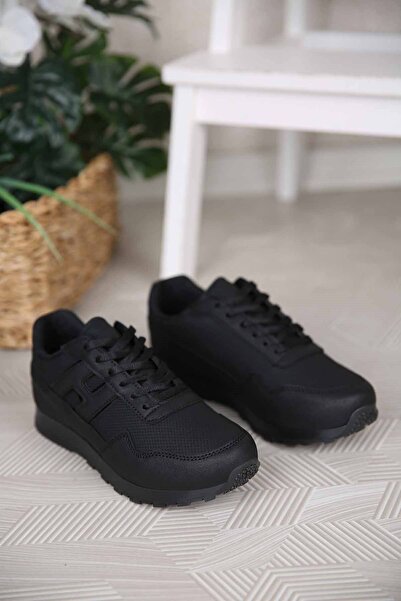 Ccway Γυναικεία αθλητικά παπούτσια με κορδόνια Μαύρη λουστρίνι Μαύρη σόλα