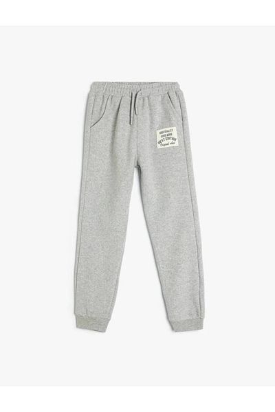 Koton Basic-Jogginghose mit gebundener Taille und Taschen