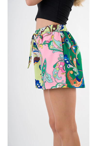 hazelin Women's Green Pink Elastic Waist and Tie Pocket Shorts Hzl24S-Yy226