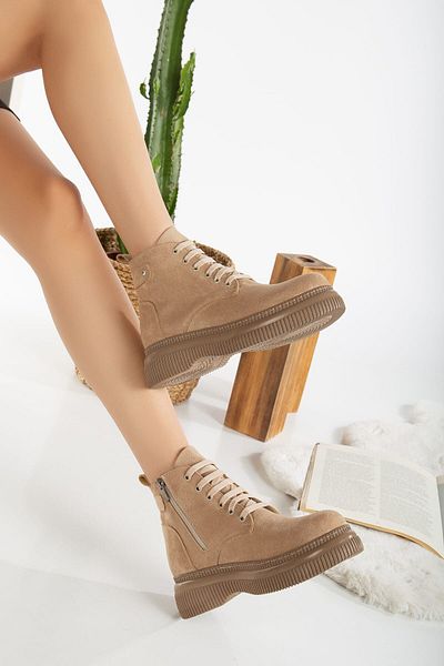BESKAR Μπότες Jiwa Nude Suede Lace Up